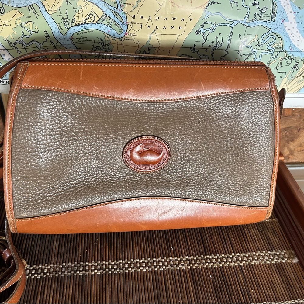 Dooney and Bourke gray handbag